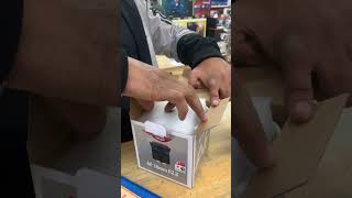 Samyang lines 2.8 18mm Unboxing  ￼