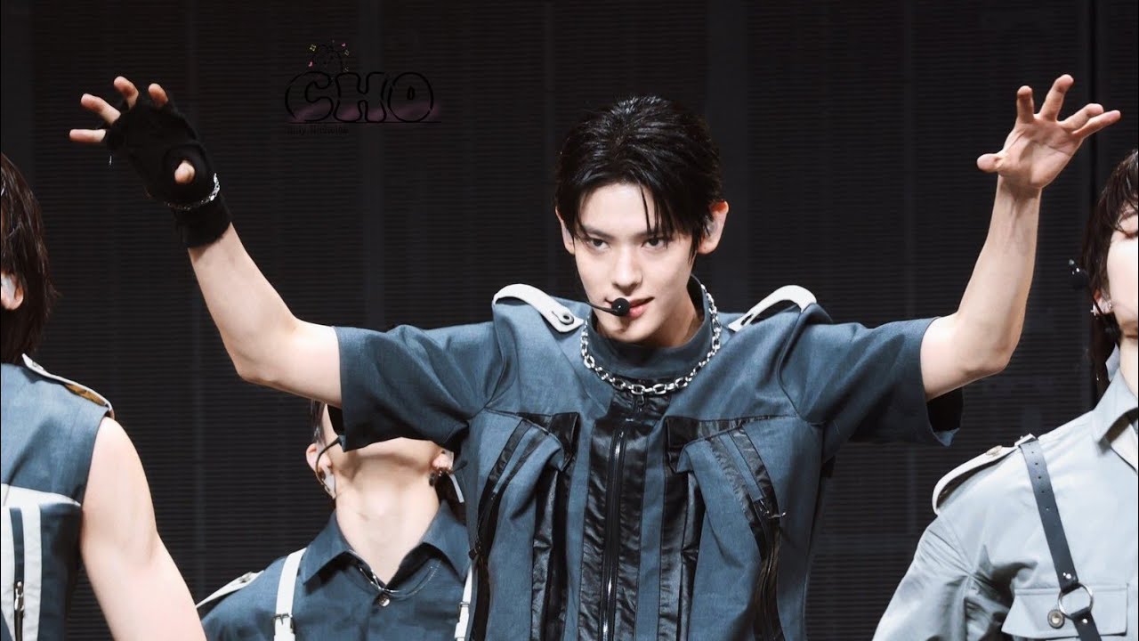 SMTR25 performance at TIMA - Tribute (SM 30th Performance) 