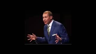 Jeff Gundlach is One of the Financial Media's Experts, But His Funds Have Terrible Performance