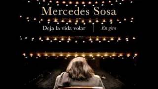 Video thumbnail of "Mercedes Sosa - Agua, fuego, tierra y viento"