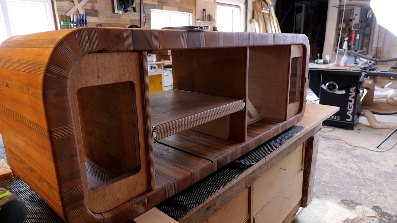 Turntable Bench I turned offcuts into a turntable bench. Full build, no talk - YouTube