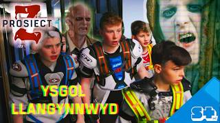 Prosiect Z - Zombies yn Ysgol Llangynnwyd! | Kids Zombie School Escape Room 🧟 Welsh with Subtitles!