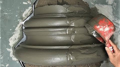 Creating a template for a round column bottom mold