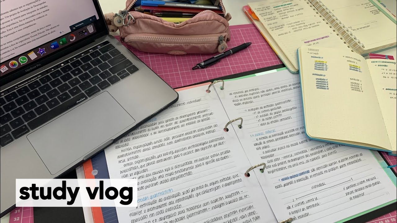 Estudando no final de semana ✨