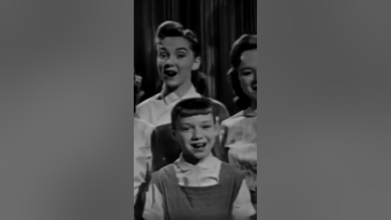 WHY IS THIS SONG SO CREEPY???