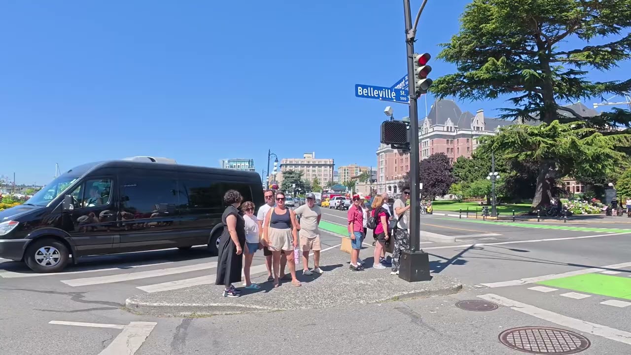 60 seconds in Historic Victoria - Parliament & Horse Carriage Tour ! July 2025