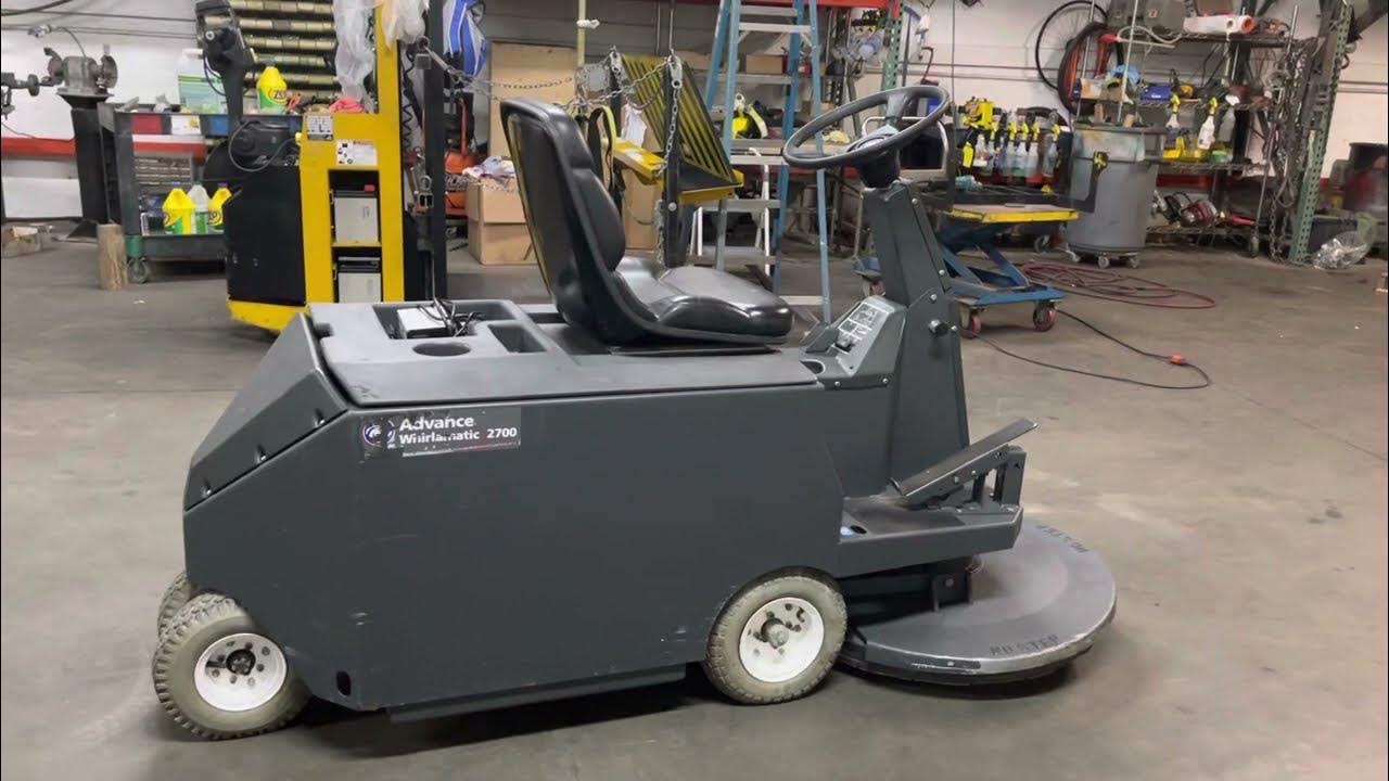 Nilfisk Advance Whirlamatic 2700 27” Ride On Floor Buffer Polisher 36V