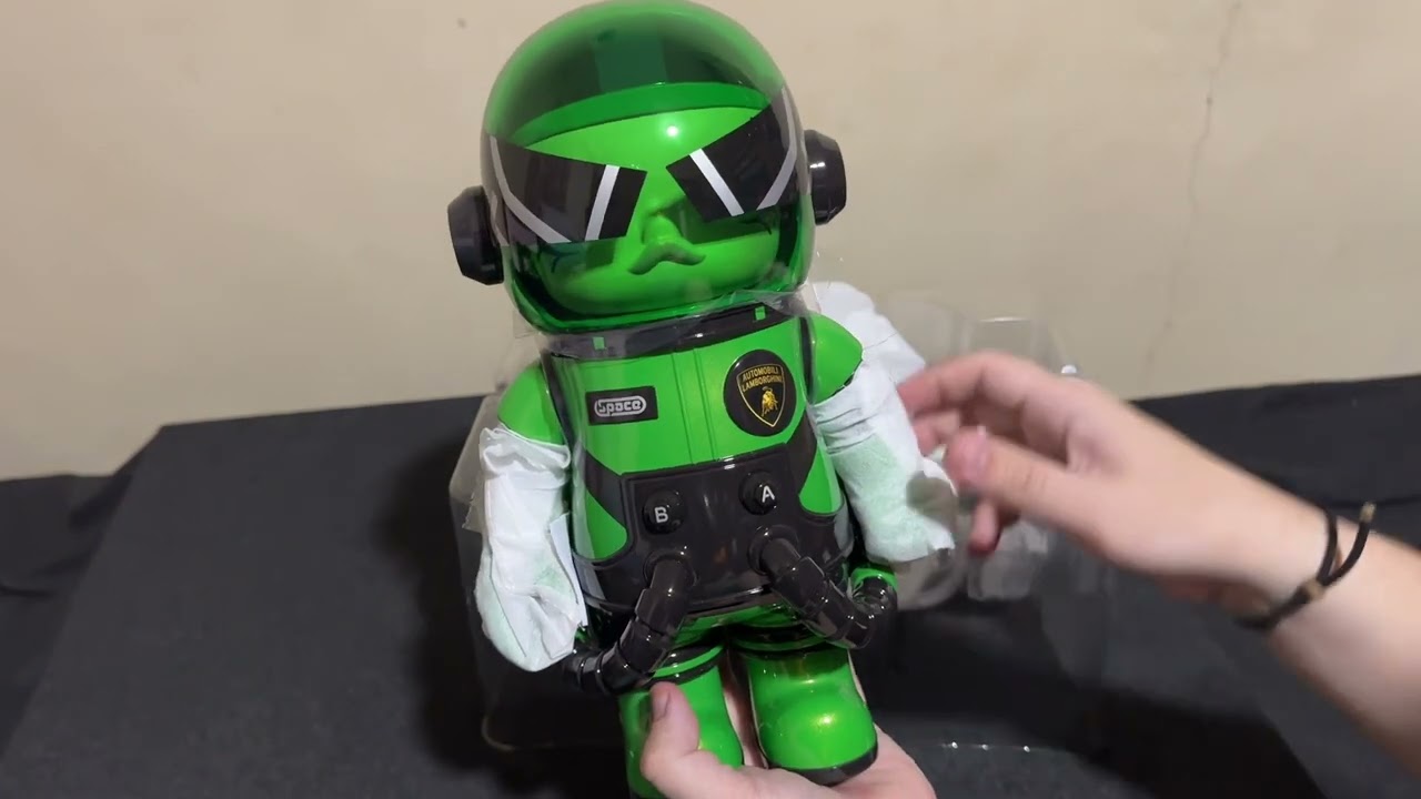 Mega Space Molly 400% Lamborghini - YouTube