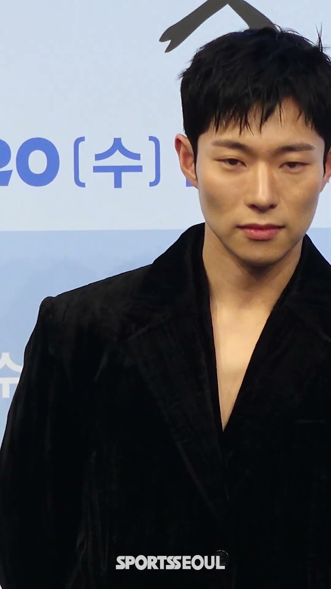 윤종석, 시크함 넘나드는 묘한 매력