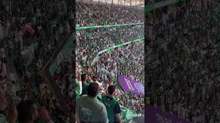 النشيد الوطني السعودي بصوت الجماهير في مباراة #السعودية_بولندا