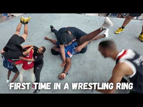 Thumbnail for Chiseled Adonis Enters A Wrestling Ring For The First Time EVER At Dreamcon | With @InTheClutchEnt