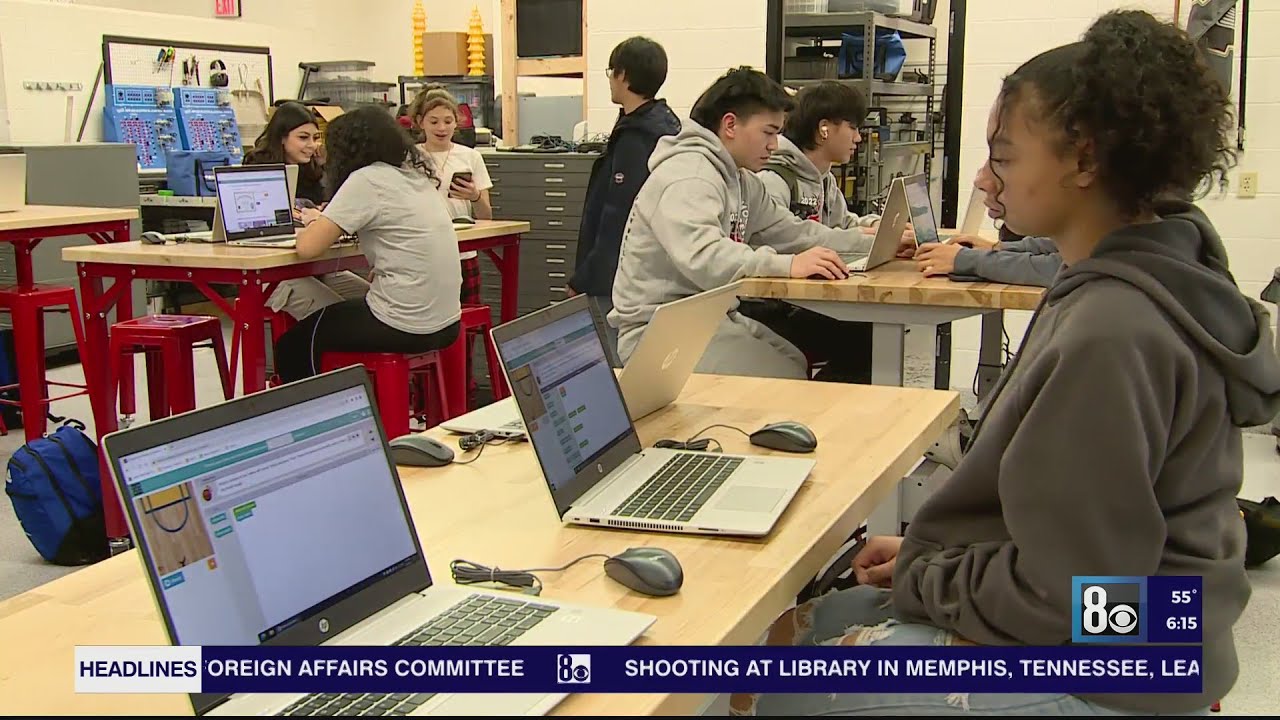 Las Vegas high school club breaks stigma around computer coding - YouTube