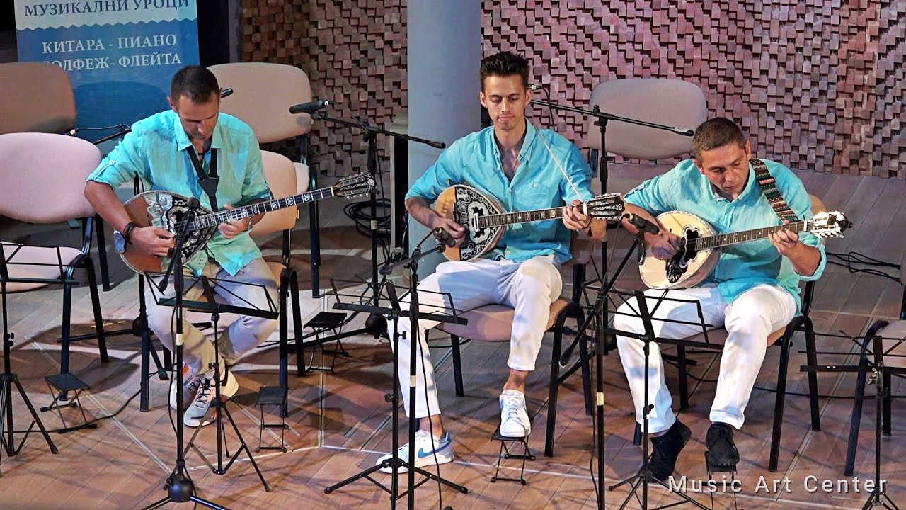 Бузуки трио на Концерт на Music Art Center - Zaebekiko, уроци по бузуки за начинаещи