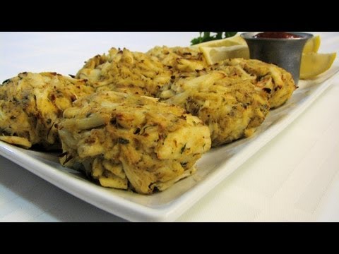 Crab Cakes -- Lynn's Recipes