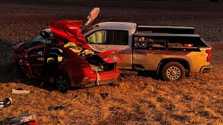 27-year-old woman, 2 children killed in crash along I-74 in Boone County; 4 others taken to hospital