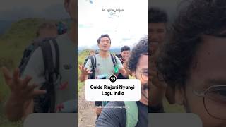 Turis India dapat guide yang bisa nyanyi lagu india
