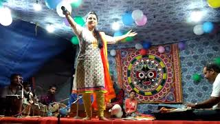 bhajan samaroh in Maniabandha (Sarak sahi) Asima panda on stage bolbom song