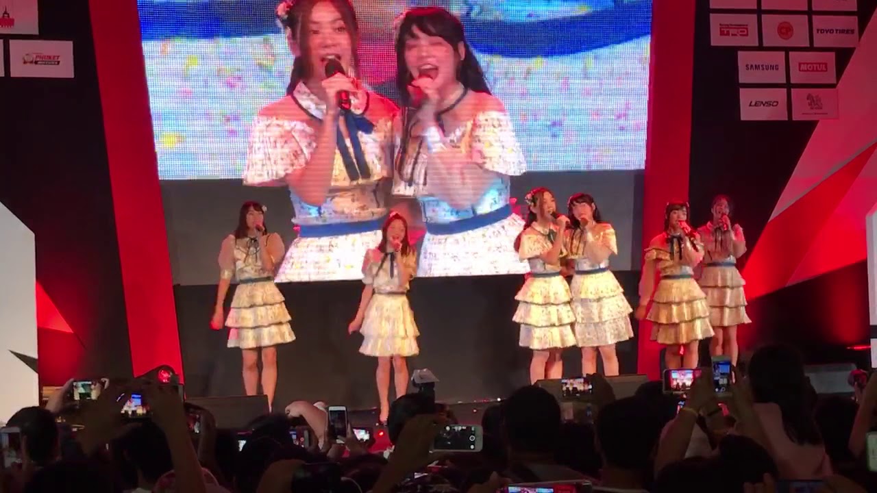 BNK48 - งานToyota Motor Sport ณ สะพานหิน ภูเก็ต(23/9/18)