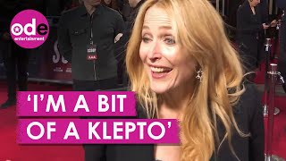 Gillian Anderson at Scoop Red Carpet: "I'm A Bit Of A Klepto!"