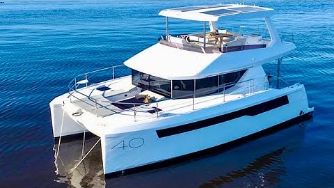 $999,000 Yacht Tour : Leopard 40 PowerCat