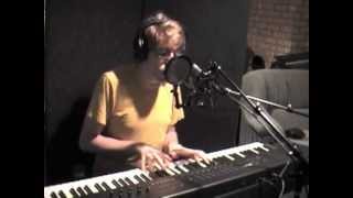 Ryan Yunck- While It Lasts (Solo Keybaord/Vocal Rendition)