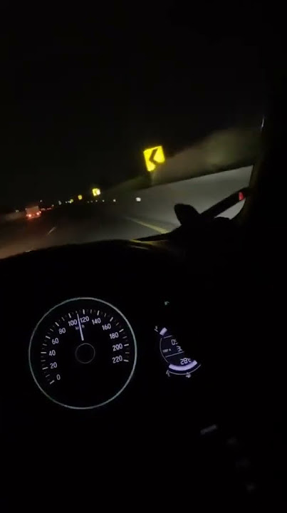 Story mengemudi di jalan Tol