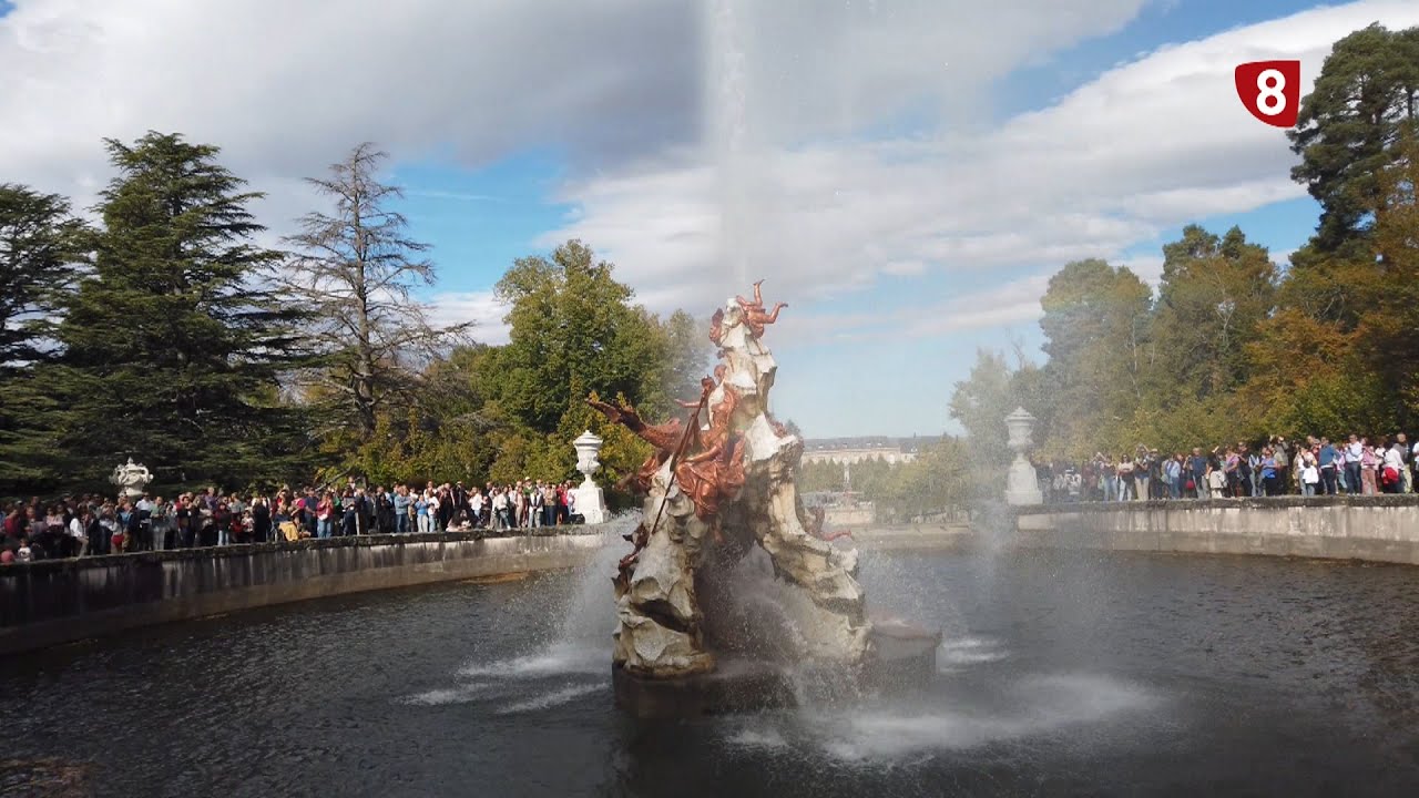 Encendido de la fuente de Andrómeda en los jardines del Palacio Real de La Granja de San Ildefonso
