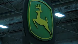 John Deere reports $1.7 billion net income after layoffs