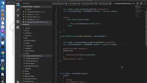 Dynamic Header Configuration for Navigation Bar in React Native