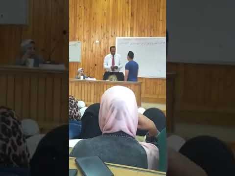 الدكتور مصطفي السعداوي يهدي 1200 جنيه لطالب أجاب علي سؤال 