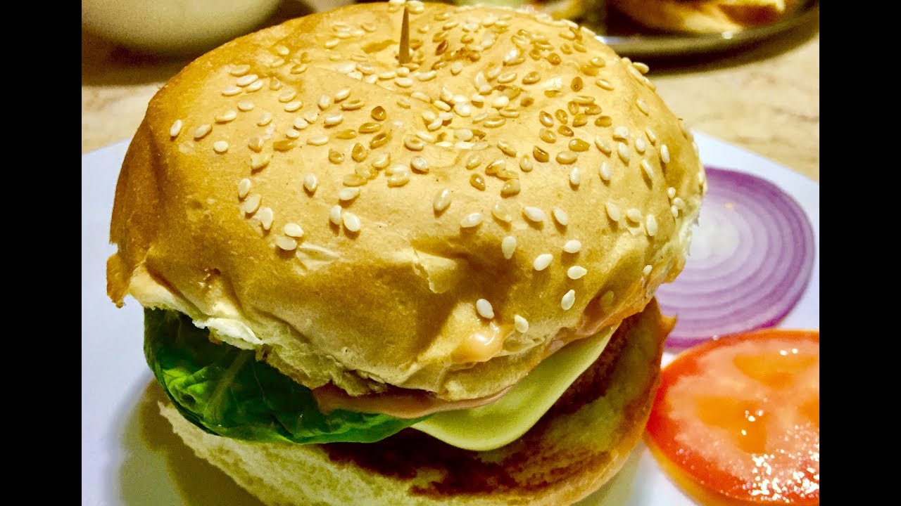 VEG BURGER / VEGGIE BURGER RECIPE ( Easy Indian Style Vegetable burger with potato patties