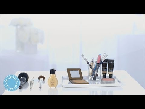 Serene Martha Stewart Makeup Youtube Abstract for Desktop Serene Martha Stewart Makeup Youtube Abstract for Desktop