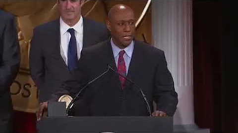 Dwayne Bray - Outside the Lines: NFL at a Crossroa...