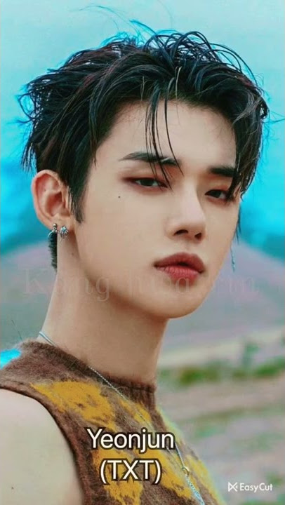 Sing when you see ur crush #bts #kpop #shorts #txt #astro #sf9 #nct #got7