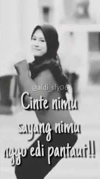 Cewek joget santuy banget!! Story wa