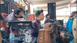 Kowe Cidro Garap Sragenan- jaipong Bocil Senggak ~ Dewata indonesia