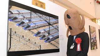 １年を写真で振り返る「報道展」が京都で開幕