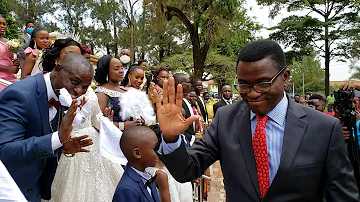 Katikkiro Charles Peter Mayiga Alabiseeko Ku Mbaga ya Lwakataka Omuvuzi W''motooka Z'empaaka