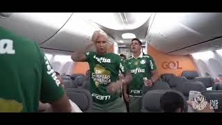 Deyverson dançando É só botada nas cachorras