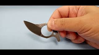 Fred Perrin AND his FP 1907 knife model.