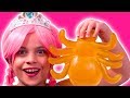 GIANT GUMMY CANDY CONTEST 🍭 Making Gummys Against The Clock - Princesses In Real Life | Kiddyzuzaa