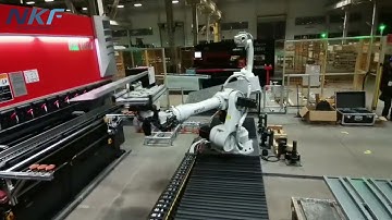 We produce a 2T load-bearing linear rail that is compatible with Estun robots is used in bending.