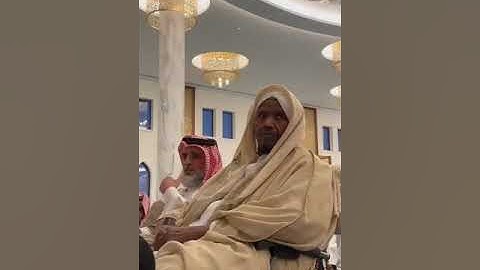 القارئ معاذ الدويك يترنّم بآي الذكر الحكيم بإحدى مساجد #قطر 🇶🇦 بحضرة المقرئ عبد الرشيد الصوفي