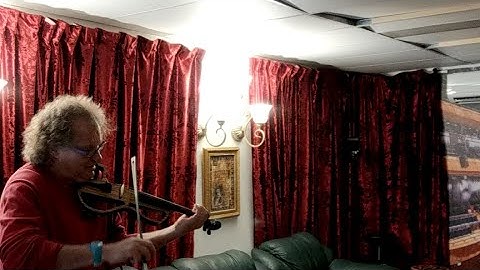 David Lee testdrives the new Phoenix Performer Violin