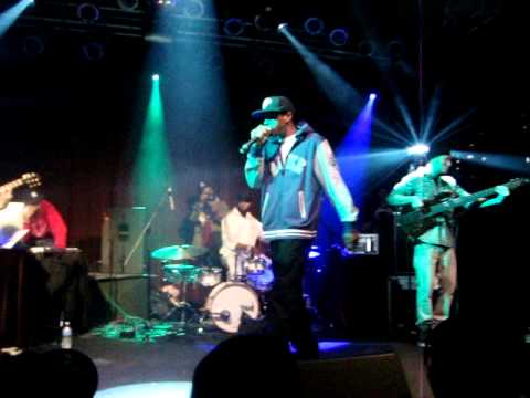 Trademark Da Skydiver live Highline Ballroom NYC Bluroc tour 2010 video to gif