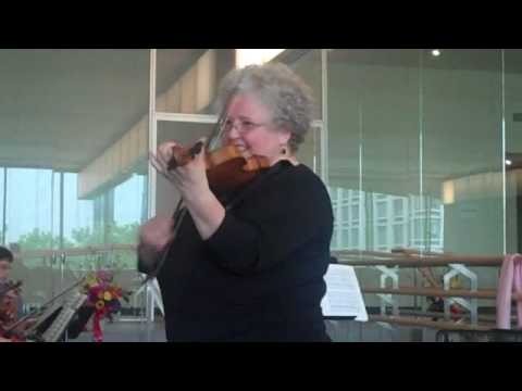 Bach Preludio ideas from Monica Huggett