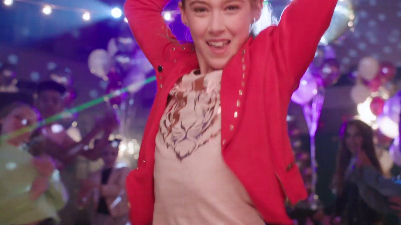 Blinger Music Video | Make Your Moves Shine! - YouTube