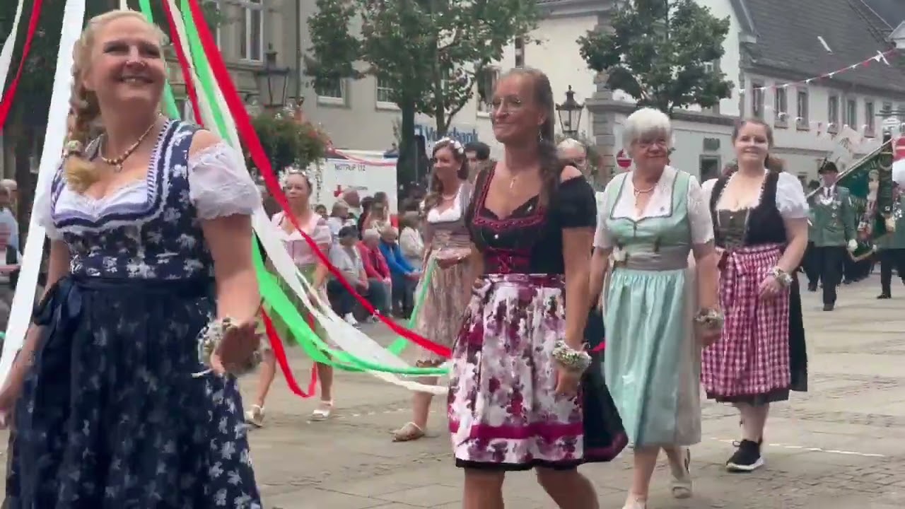 Ratingen - Festumzug der Ratinger Schützen am 04.08.2024