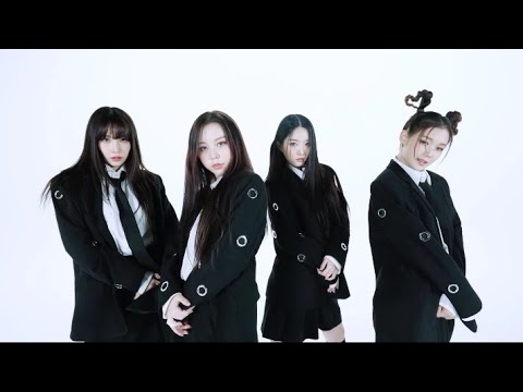 tripleS AAA "Generation" (Performance ver. 2) Dance Mirror