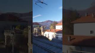 Treno dal Luino, Italia 🇮🇹#travel #historicalarchitecture #nature #varese #italia